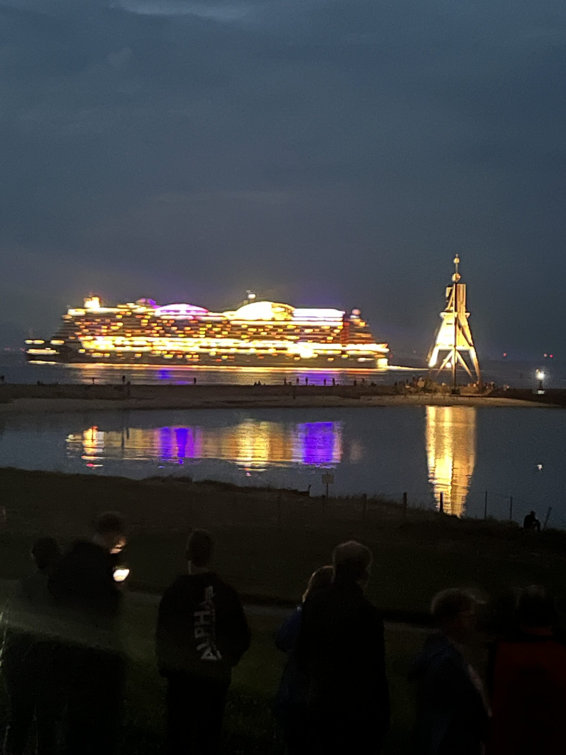 Der Sommerabend am Meer in Cuxhaven