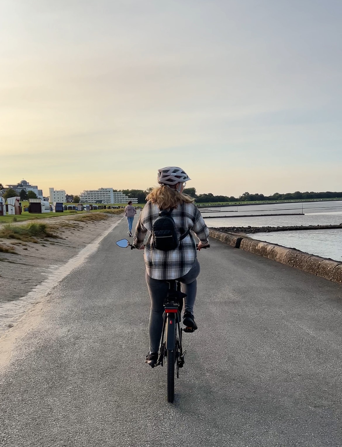 Der Sommerabend am Meer in Cuxhaven