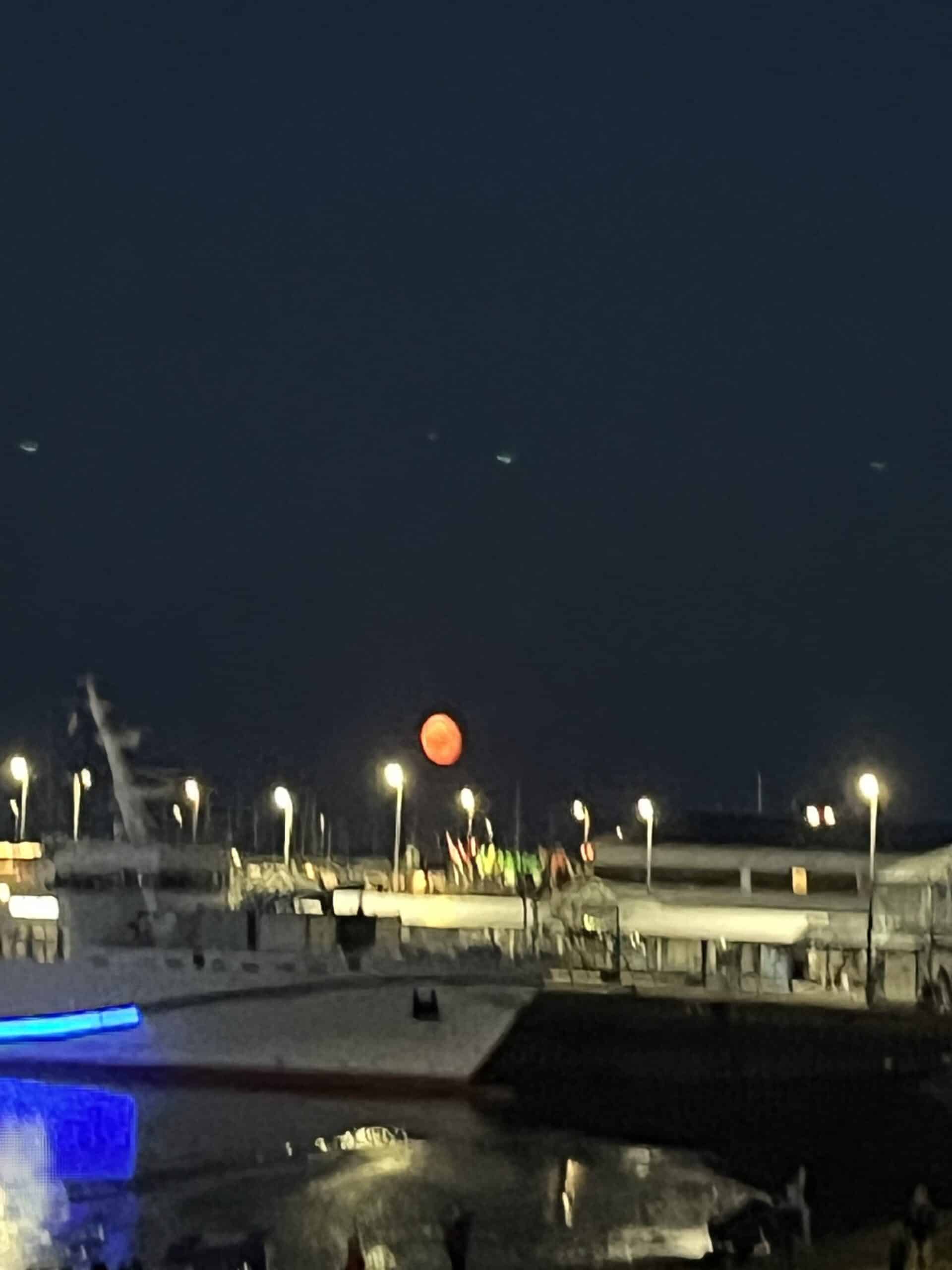 Der Sommerabend am Meer in Cuxhaven
